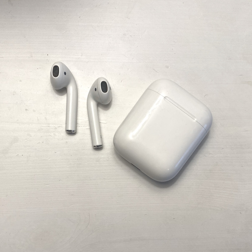 Apple AirPods (2nd Generation)